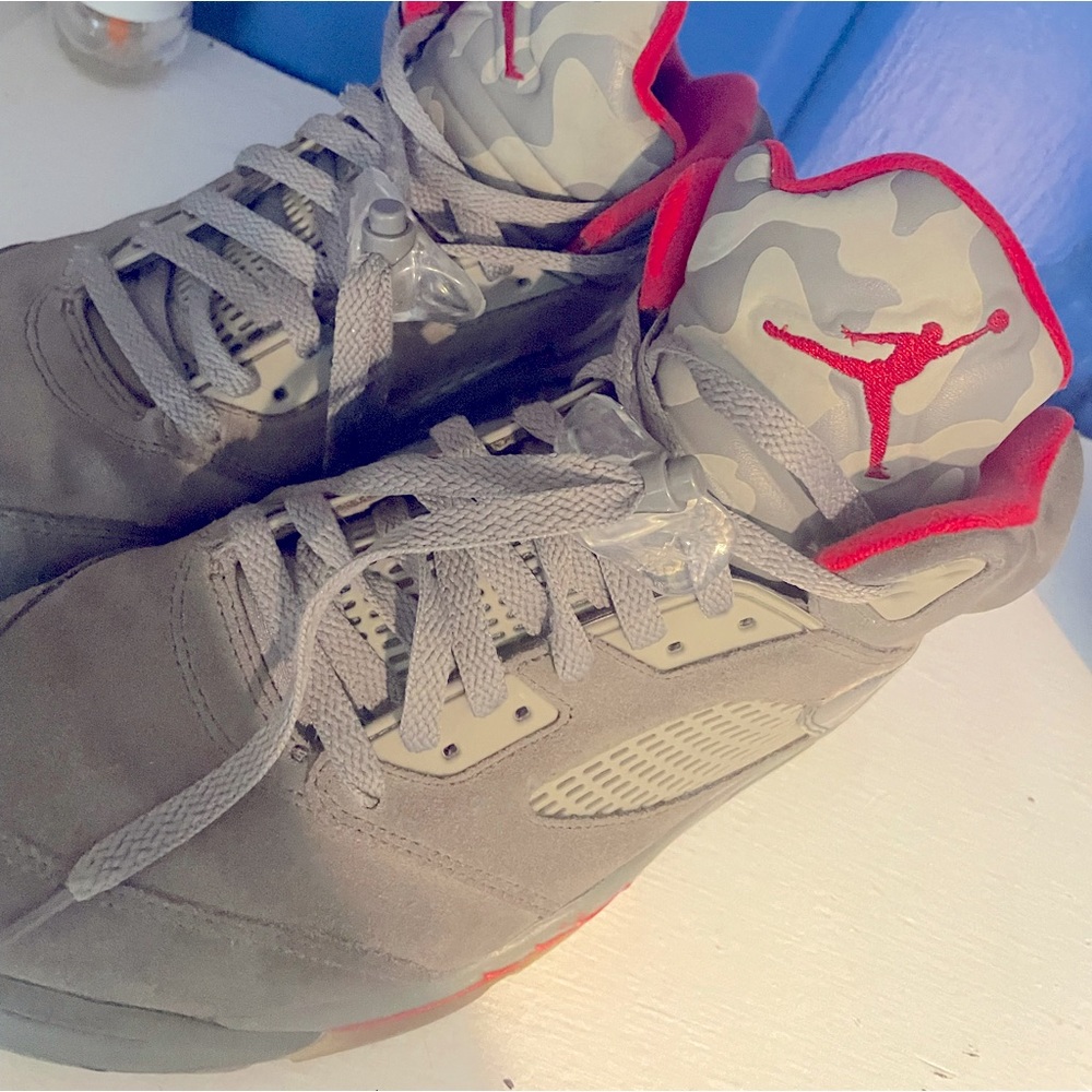 Men’s shoes